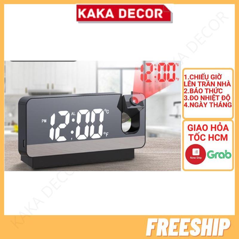 Đồng hồ báo thức điện tử có chức năng chiếu giờ lên trần nhà vào ban đêm.